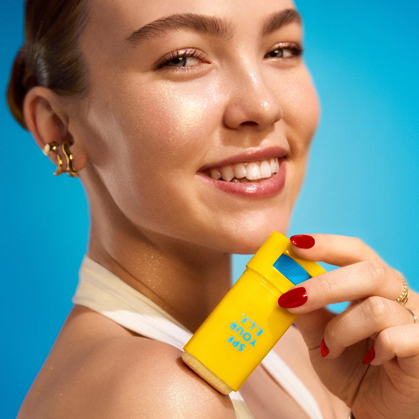 suntouchable-invisi-stick-spf-50-glitz-h1 030526_SKIN_Haley_Invisistick-Glitz_0987_w3QC_IGF.jpg