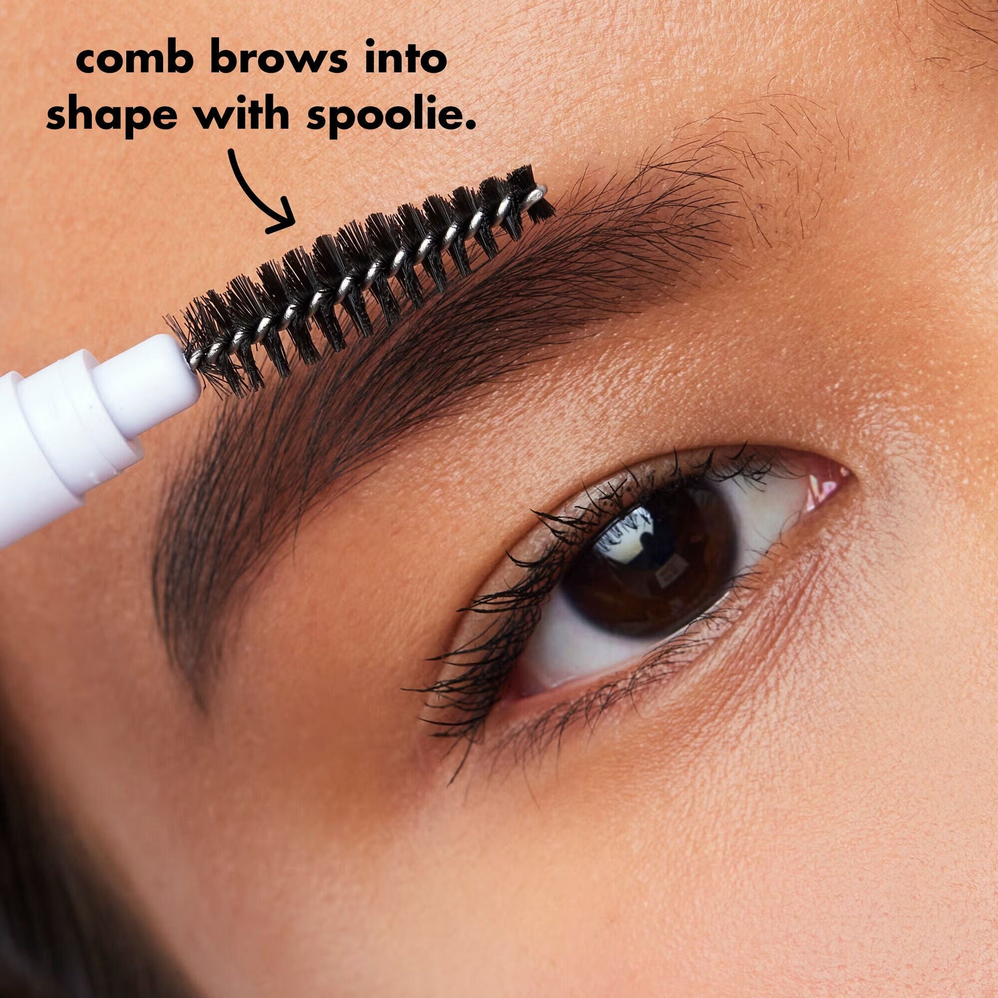 instant-lift-brow-pencil-v1 0326_EDU_InstantBrowLift_HowTo2_Spoolie.jpg