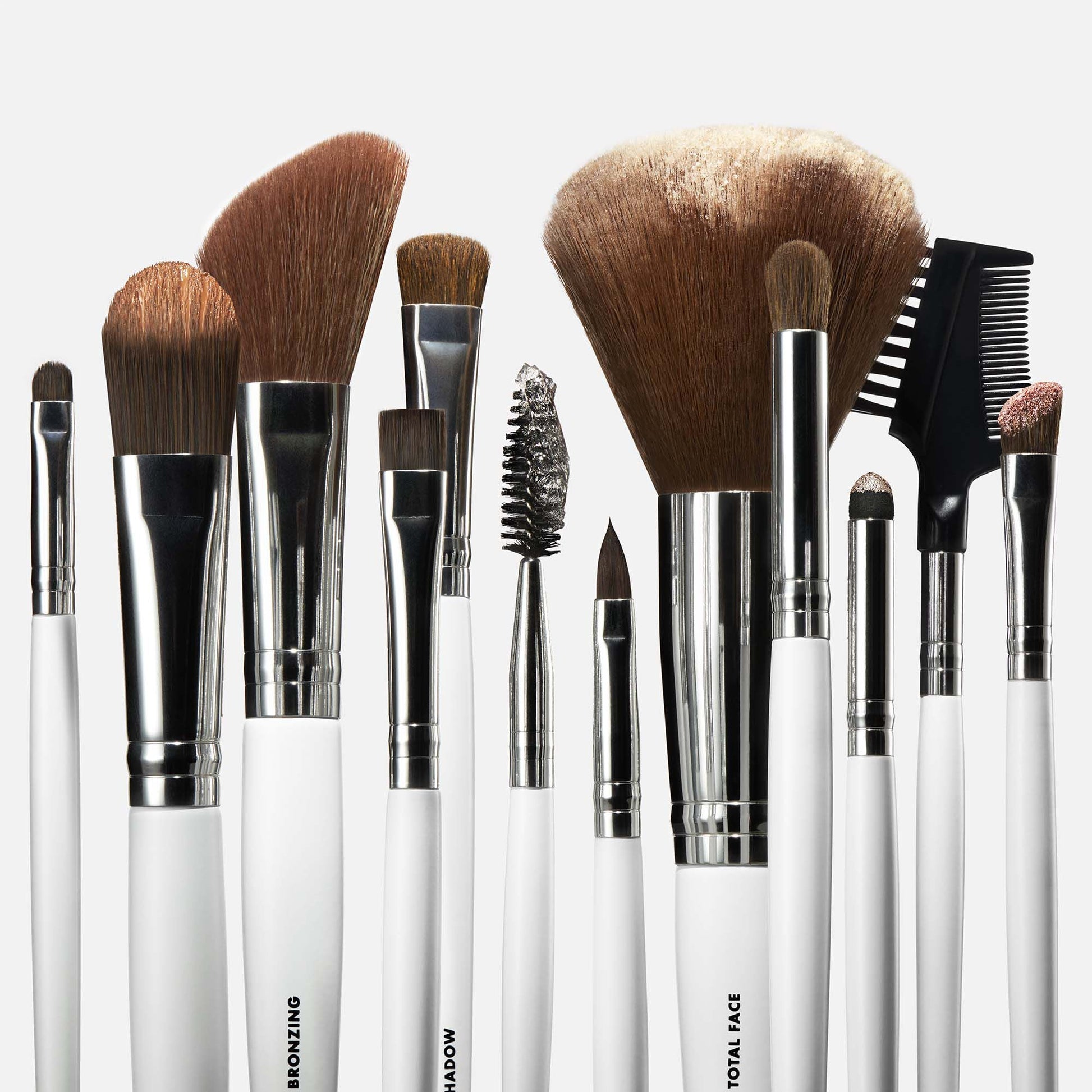 professional-set-of-12-makeup-brushes-e2 040523_SL_12PieceBrushKit_0001_FocusStack01_FINAL_RGB_IGF.jpg