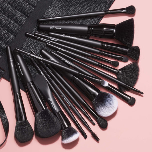 17-piece-ultimate-makeup-brush-set-and-travel-roll-s5 042423_UltBrushSet_V1_Main-2_IGF.jpg