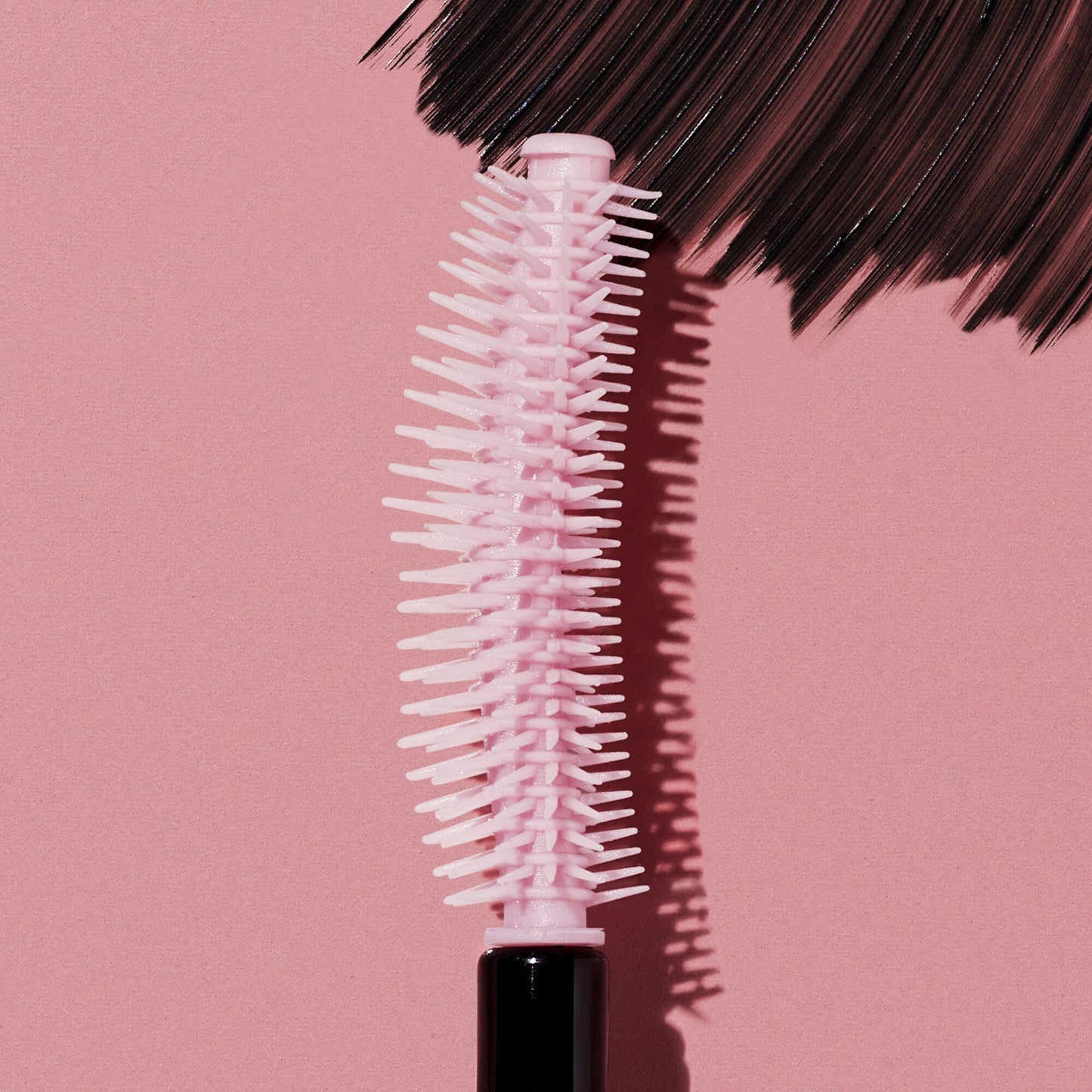 lash-n-roll-mascara-d9 053122_SL_LashNRollWand_RGB_IGF.jpg