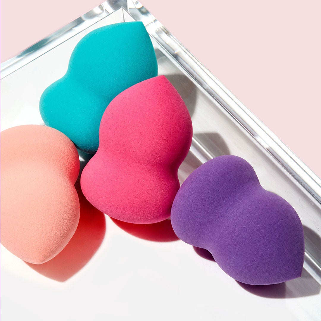 blending-sponge-peach-a1 0619_SocialIGF_Sponges4.jpg