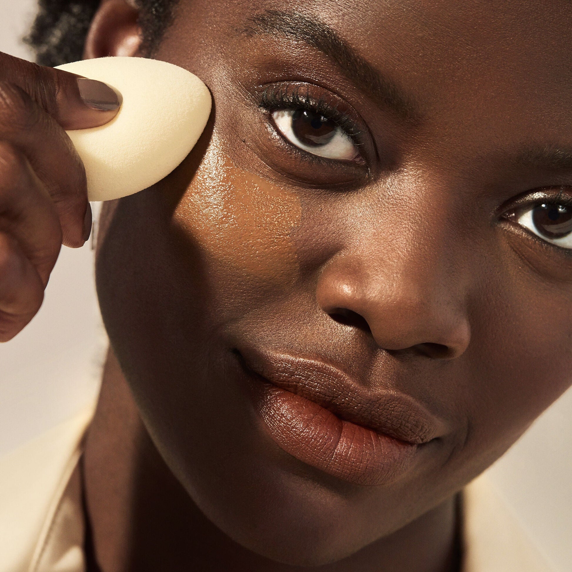 camo-concealer-sponge-o2 07292020_Wemi_HydratingCamo_1765_V4_IGF.jpg
