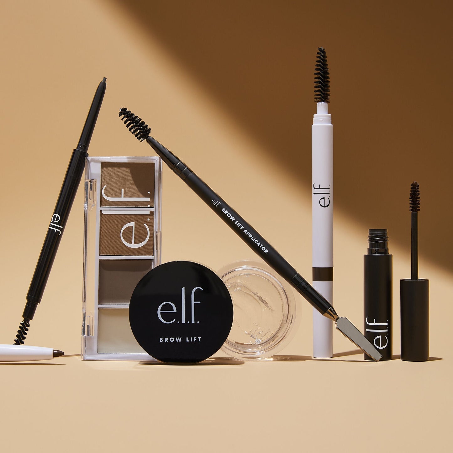 ultra-precise-brow-pencil-q5 092821_Brow-Group_Comp_IGF_401da4d7-76a0-4346-a0dd-9a09a35ea6f0.jpg