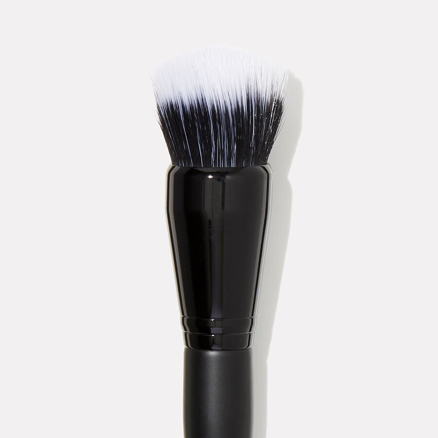 domed-stipple-brush-f8 84050_SelfieReadyStippleBrush_2.jpg