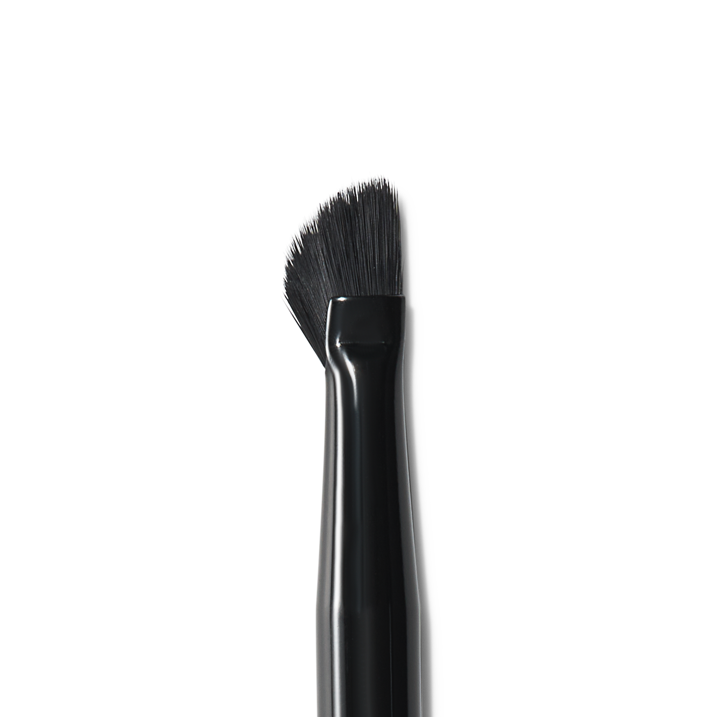 wing-it-liner-brush-t3 84091_MACRO_R.png