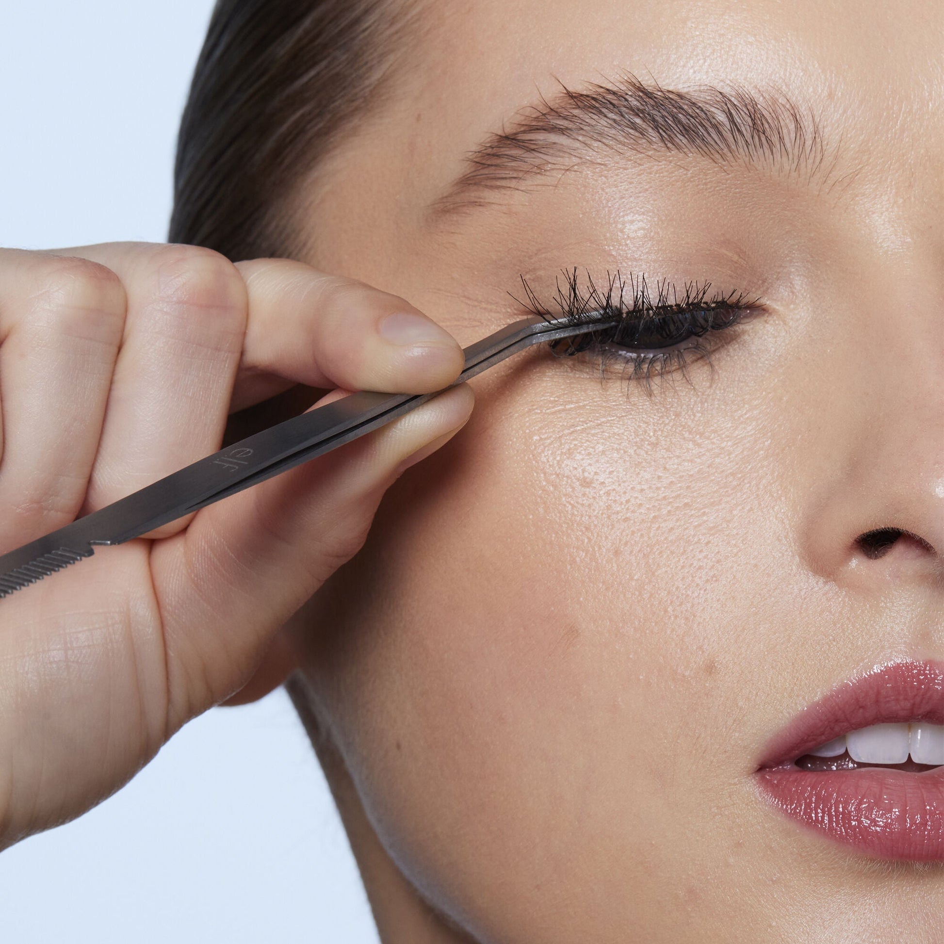 false-eyelash-applicator-c8 84093_False_Lash_Applicator.jpg