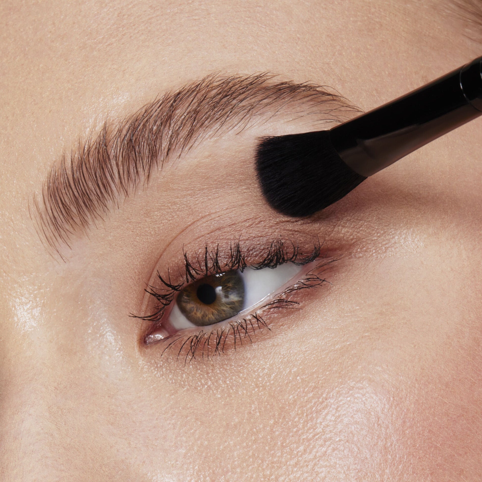 full-face-and-eye-makeup-brush-set-with-travel-case-t6 84674_FULL_FACE_EYE_BRUSH_SET_BLENDING_EYE_BRUSH_CARI_0137.jpg