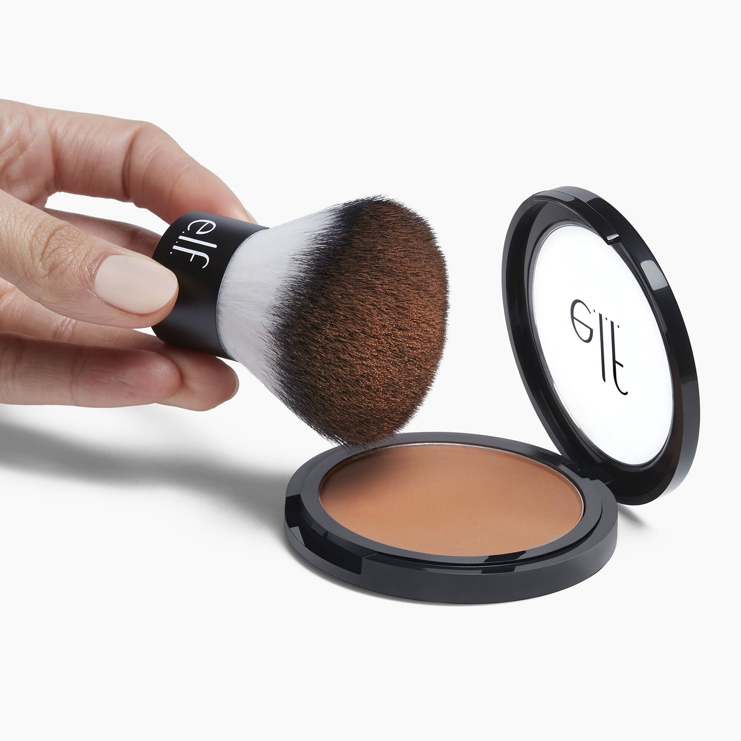 kabuki-makeup-brush-o2 85011_StudioKabuki_Brush_076_V2.jpg