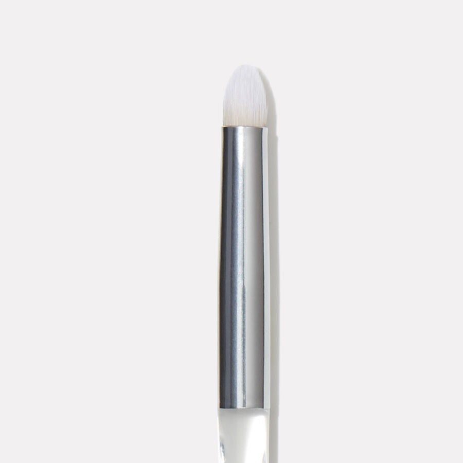 precision-smudge-brush-o0 85311_BeautifullyPreciseSmudgeBrush_2.jpg